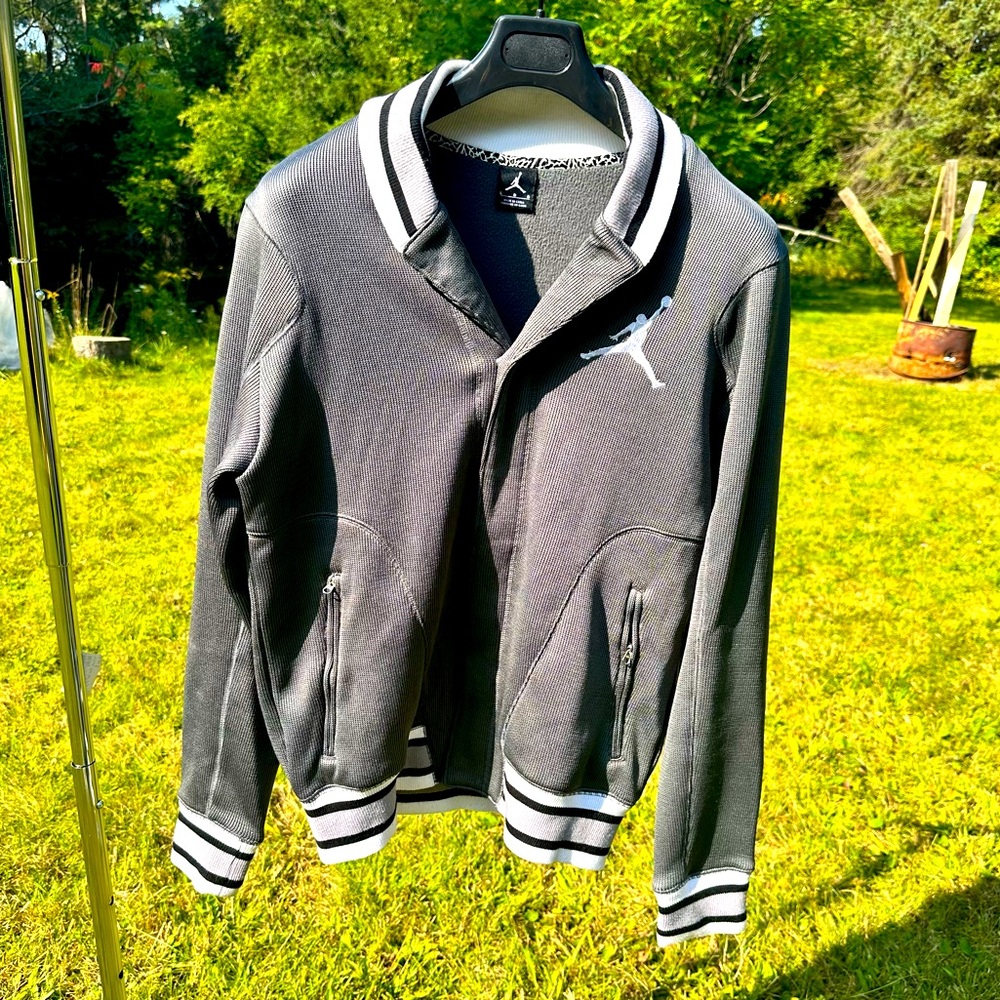 Jordan Varsity Shawl Jacket, size Large.